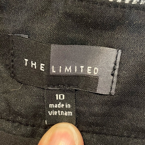 ⭐️⭐️SALE- 2 for $20⭐️⭐️ The Limited Gray Herringbone Straight Skirt Size 10 - Picture 3 of 4